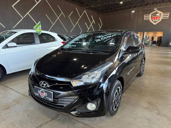 HYUNDAI HB20S 1.6 COMFORT PLUS 16V FLEX 4P MANUAL